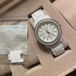 White Fossil watch with links